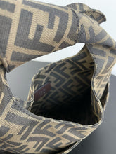 Load image into Gallery viewer, ﻿ FF249 Hobo Bag / 11.4x8.6inch
