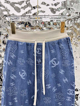 Load image into Gallery viewer, CLTH438 Chanel Jeans

