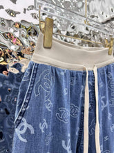Load image into Gallery viewer, CLTH438 Chanel Jeans
