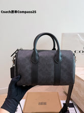 Load image into Gallery viewer, COH011 COACH Compass 25 / 25 cm
