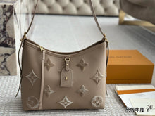 Load image into Gallery viewer, LB1149 CarryAll PM / 11.6 x 9.4 x 4.7 inches
