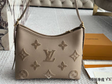 Load image into Gallery viewer, LB1149 CarryAll PM / 11.6 x 9.4 x 4.7 inches
