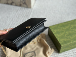 GC639 GC Marmont Chain Wallet / 7.5 x 4.3 x 1.5inch