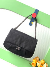 Load image into Gallery viewer, CC1092 Maxi Vintage Flap Bag / HIGHEST QUALITY VERSION / 10.2x13.7x2.9inch
