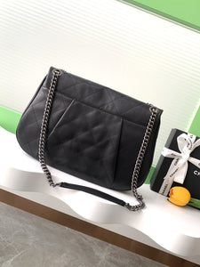 CC1092 Maxi Vintage Flap Bag / HIGHEST QUALITY VERSION / 10.2x13.7x2.9inch