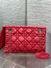 Load image into Gallery viewer, DR626 Dior Crunchy Small /  HIGHEST QUALITY VERSION / 33 x 24 x 5 cm
