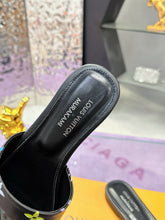 Load image into Gallery viewer, SE1611 LV x TM 6AM Flat Mule / Size5-11
