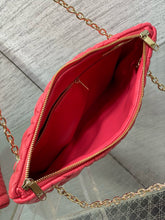 Load image into Gallery viewer, DR626 Dior Crunchy Small /  HIGHEST QUALITY VERSION / 33 x 24 x 5 cm
