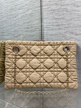 Load image into Gallery viewer, DR628 Dior Crunchy Small /  HIGHEST QUALITY VERSION / 33 x 24 x 5 cm
