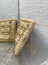 Load image into Gallery viewer, DR628 Dior Crunchy Small /  HIGHEST QUALITY VERSION / 33 x 24 x 5 cm
