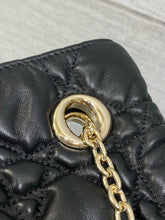 Load image into Gallery viewer, DR629 Dior Crunchy Large /  HIGHEST QUALITY VERSION / 38 x 28.5 x 5 cm
