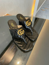 Load image into Gallery viewer, SE1417 Women&#39;s Double G Thong Sandal / Size5-11
