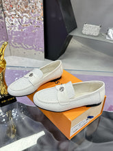 Load image into Gallery viewer, SE1616 LV Soho Flat Loafer / Size5-11
