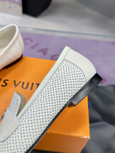 Load image into Gallery viewer, SE1616 LV Soho Flat Loafer / Size5-11
