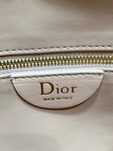 Load image into Gallery viewer, DR632 Dior Crunchy Small /  HIGHEST QUALITY VERSION / 33 x 24 x 5 cm
