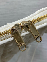 Load image into Gallery viewer, DR633 Dior Crunchy Large /  HIGHEST QUALITY VERSION / 38 x 28.5 x 5 cm

