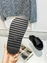 Load image into Gallery viewer, SE1477 LV Shore Flat Comfort Mule / Size5-11
