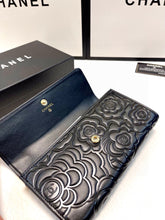 Load image into Gallery viewer, CC918 Flap Wallet / 3.5 × 6.4 × 0.8 in

