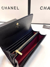 Load image into Gallery viewer, CC918 Flap Wallet / 3.5 × 6.4 × 0.8 in
