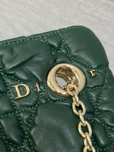Load image into Gallery viewer, DR637 Dior Crunchy Large /  HIGHEST QUALITY VERSION / 38 x 28.5 x 5 cm

