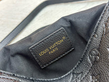 Load image into Gallery viewer, LB1313 Anytime Flap Bag / 11.6 x 7.3 x 3.7 inches
