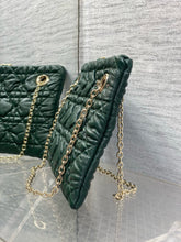 Load image into Gallery viewer, DR638 Dior Crunchy Small /  HIGHEST QUALITY VERSION / 33 x 24 x 5 cm
