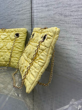 Load image into Gallery viewer, DR640 Dior Crunchy Small /  HIGHEST QUALITY VERSION / 33 x 24 x 5 cm
