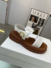 Load image into Gallery viewer, SE1422 Clea Triomphe Sandal / Size5-11

