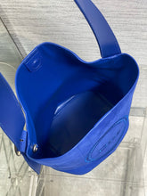 Load image into Gallery viewer, DR643 Dior Medaillon Bucket Bag Medium / HIGHEST QUALITY VERSION / 34 x 20.5 x 18 cm
