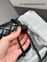 Load image into Gallery viewer, CC1124 Mini Classic Flap Handbag / 5.3 x 6.7 x 3.1in
