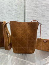 Load image into Gallery viewer, DR646 Dior Medaillon Bucket Bag Small /  HIGHEST QUALITY VERSION / 25 x 15 x 14 cm
