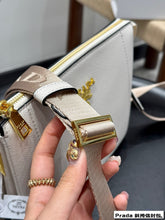 Load image into Gallery viewer, PD355 Leather Shoulder Bag / 9x2.3x7.5inch
