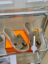 Load image into Gallery viewer, SE1140 H slippers / Size5-9
