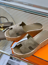 Load image into Gallery viewer, SE1140 H slippers / Size5-9
