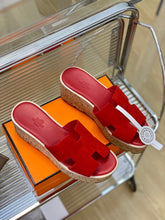 Load image into Gallery viewer, SE1142 H slippers / Size5-9
