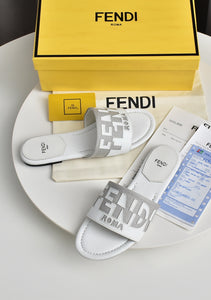 SE1059 FENDI Signature Slides / Size5-11