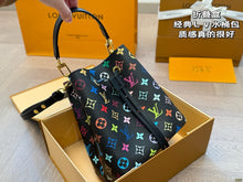 Load image into Gallery viewer, LB1247 Néonoé BB / 7.9 x 7.9 x 5.1 inches
