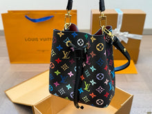 Load image into Gallery viewer, LB1247 Néonoé BB / 7.9 x 7.9 x 5.1 inches
