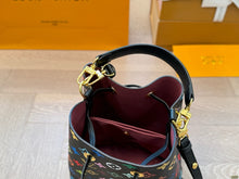 Load image into Gallery viewer, LB1247 Néonoé BB / 7.9 x 7.9 x 5.1 inches
