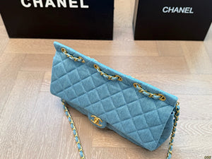 CC1126 Medium Flap Bag / 11.8x7.5x3.9inch