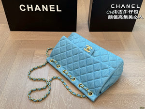 CC1126 Medium Flap Bag / 11.8x7.5x3.9inch