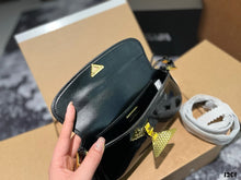 Load image into Gallery viewer, PD289 Re-Edition 2002 Small Leather Shoulder Bag / 9x4.7x2inch
