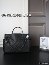 Load image into Gallery viewer, CC1459 CHANEL Vintage Caviar Chain Tote / 31 x 25 cm
