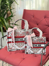 Load image into Gallery viewer, DR495 Book Tote Small/Medium
