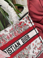 Load image into Gallery viewer, DR495 Book Tote Small/Medium
