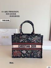 Load image into Gallery viewer, DR494 Book Tote Small/Medium/Large
