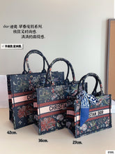 Load image into Gallery viewer, DR494 Book Tote Small/Medium/Large
