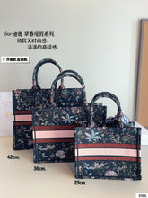 Load image into Gallery viewer, DR494 Book Tote Small/Medium/Large
