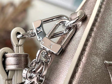 Load image into Gallery viewer, LB793 Lexington Pouch / HIGHEST QUALITY VERSION / 8.5 x 5.1 x 2.2 inches
