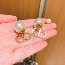 Load image into Gallery viewer, JW720 DR Pearl Earring
